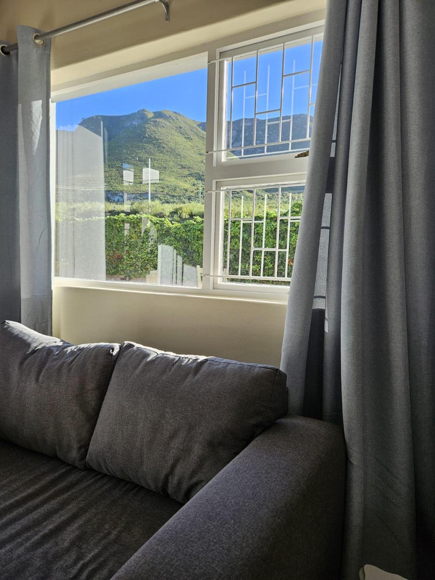 Senelle Accomodation Apartment Hermanus Exterior photo